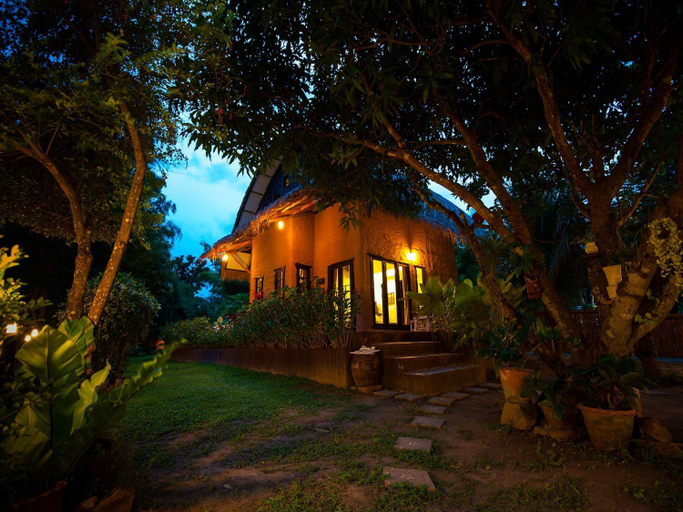 Others 5, Baan Pong Tara, Suan Phung