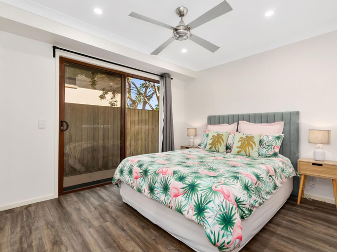 Bedroom 2, Coastal Soul - Pet Friendly, Family Entertainer with Pool, Tweed - Tweed-Heads