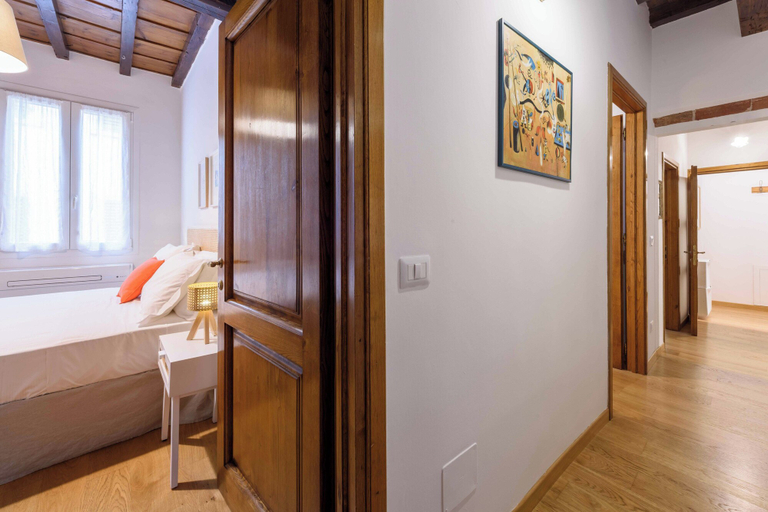 Bedroom 3, Santa Maria Novella Palace by MMega, Florence
