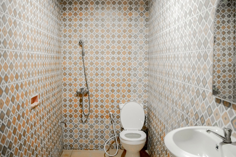 Bathroom 6