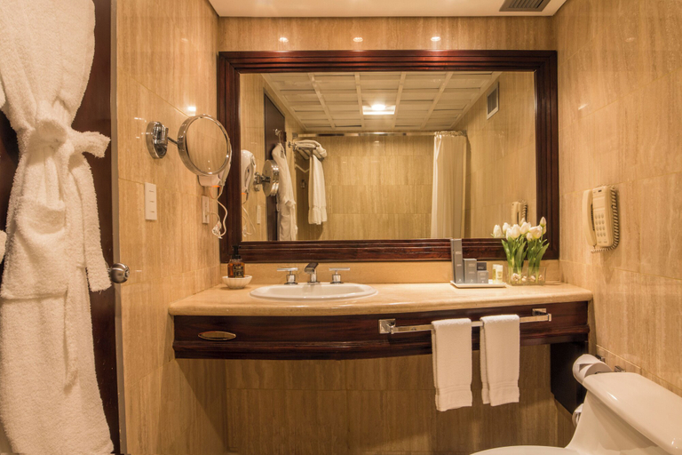 Bathroom 3, Hotel Tamanaco Caracas, Libertador