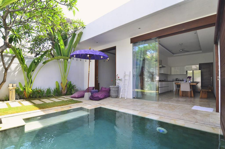 Swimming Pool 30