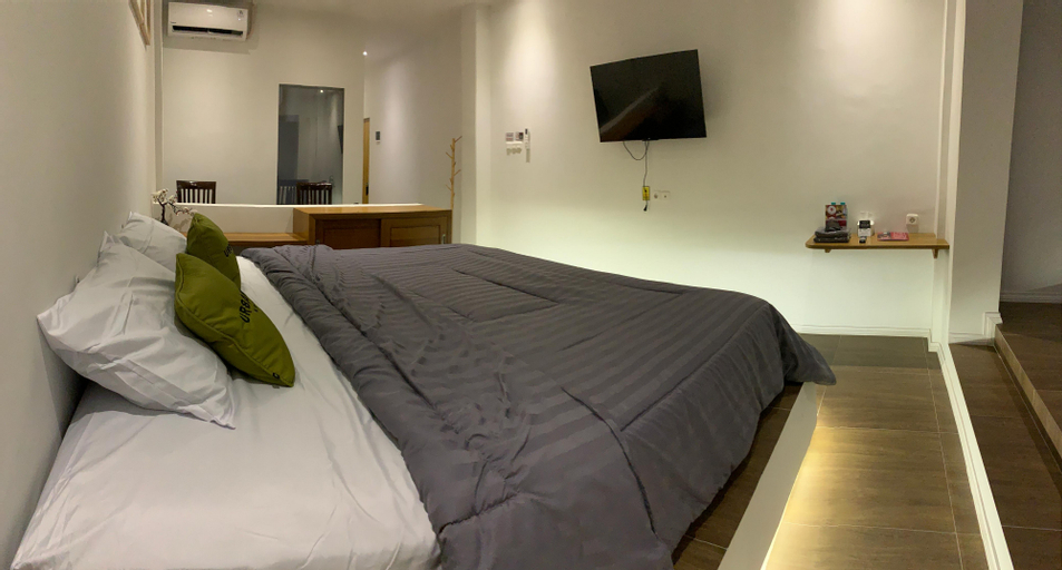 Bedroom 6