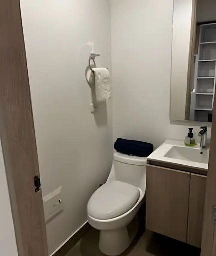Bathroom 4, Loft en Centro Internacional Balcon 315, Santafé de Bogotá