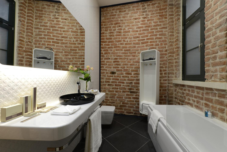 Bathroom 5, Régie Ottoman Istanbul, Fatih