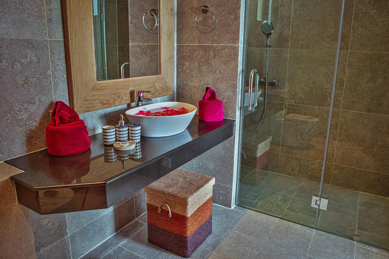 Bathroom 2, Grand 6BR Villa Luxury Time Surin, Pulau Phuket