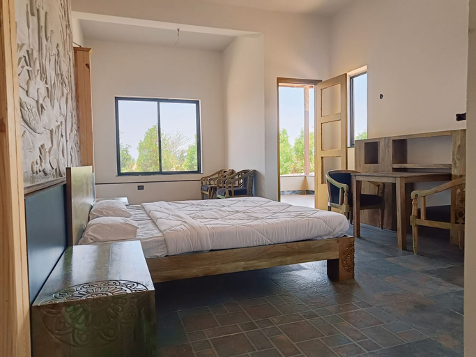 Bedroom 3, Tathastu Satpura, Betul