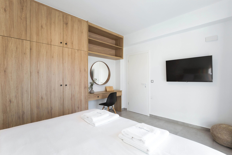 Bedroom 3, Hermes & Dione, Crete