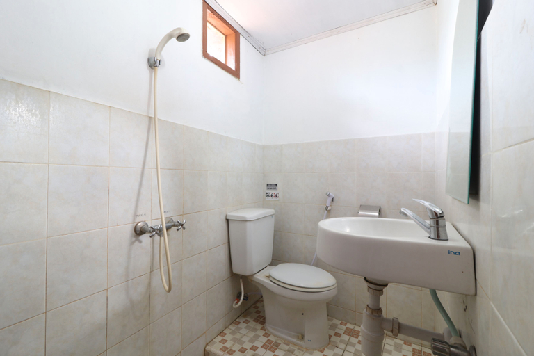 Bathroom 3
