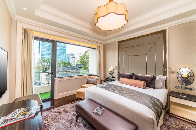 Bedroom 18