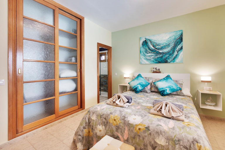Bedroom 2, Villa Blue Waves House, Las Palmas
