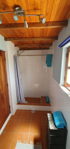 Bathroom 3, The Cottage near the lake, Pedrógão Grande