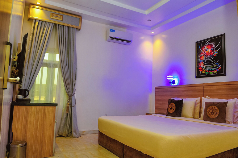 Bedroom 2, Kashvalley Hotel and Suites, Agege