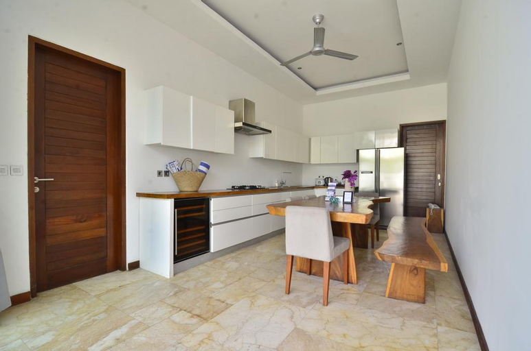 Dining Room 29