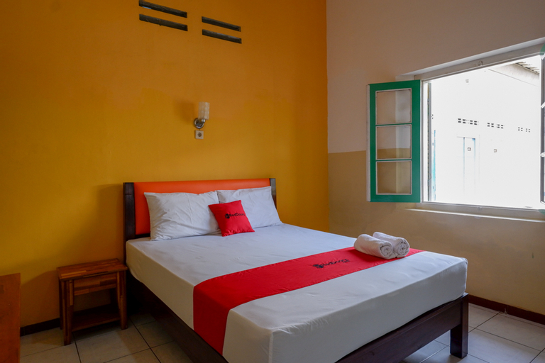 Bedroom 25