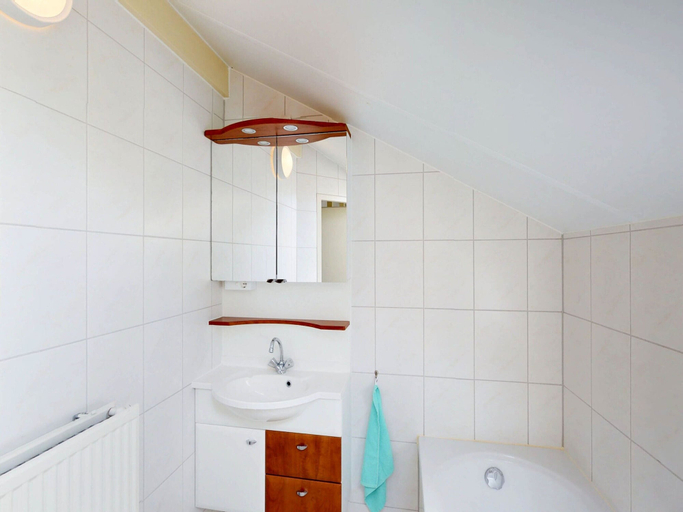 Bathroom 4, Spacious House in Netherlands for 8 Guests, Noord-Beveland