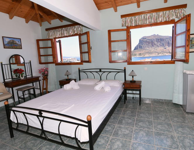 Bedroom 2, AGNANTIO, Peloponnese