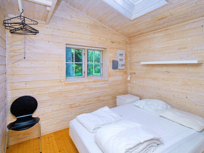 Bedroom 3, 7 Person Holiday Home in Hornbaek, Helsingør