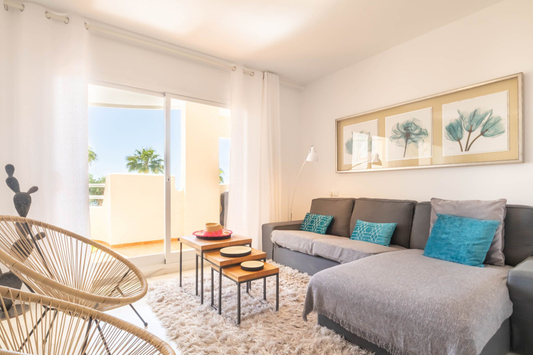 Room 2, Calahonda Elegance With Pool And Sea View, Málaga