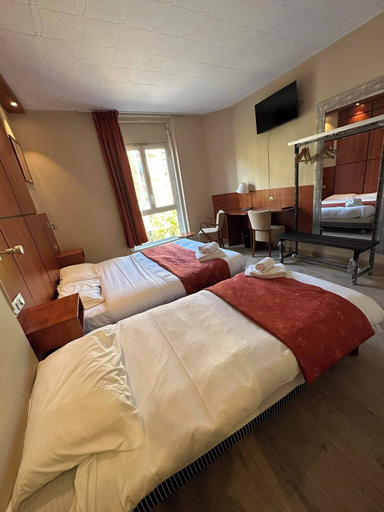 Bedroom 4, Hôtel Victoria, Marne