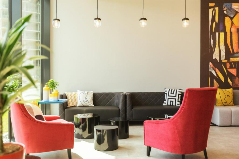 Others 2, Holiday Inn - the niu, FORM STUTTGART FEUERBACH, Stuttgart