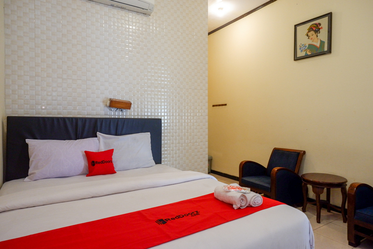 Bedroom 13