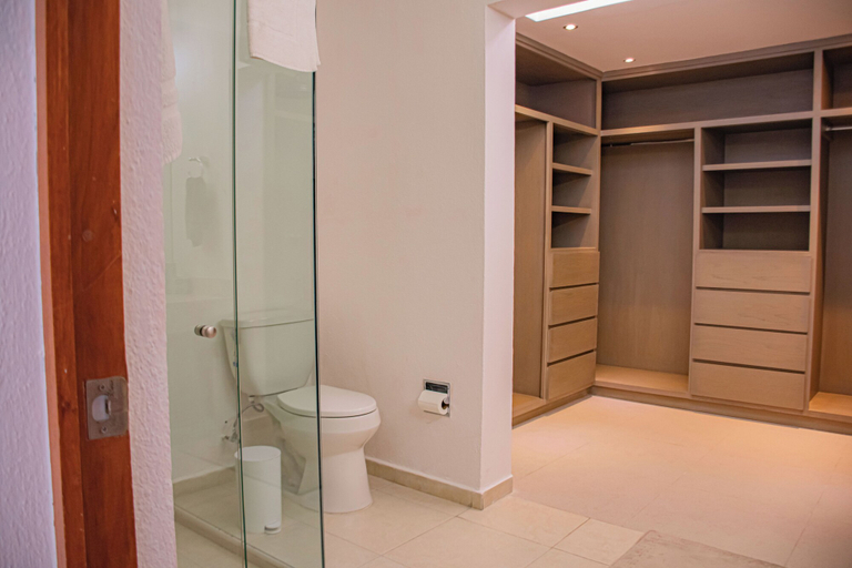 Bathroom 4, Condo Cortes, La Paz