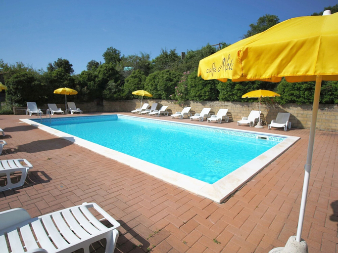 Pool 3, Farmhouse in Paciano With Pool & Scenic Views, Perugia