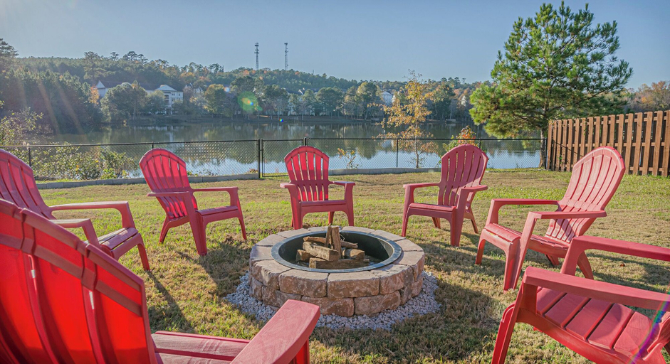 Others 5, Lakeside Lodging, Muscogee