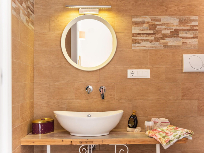 Bathroom 4, Belvilla by OYO Enea, Lecce