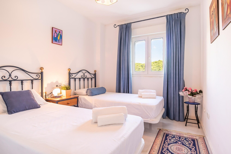 Room 2, Mi Capricho Beach Front sea View Pool, Málaga