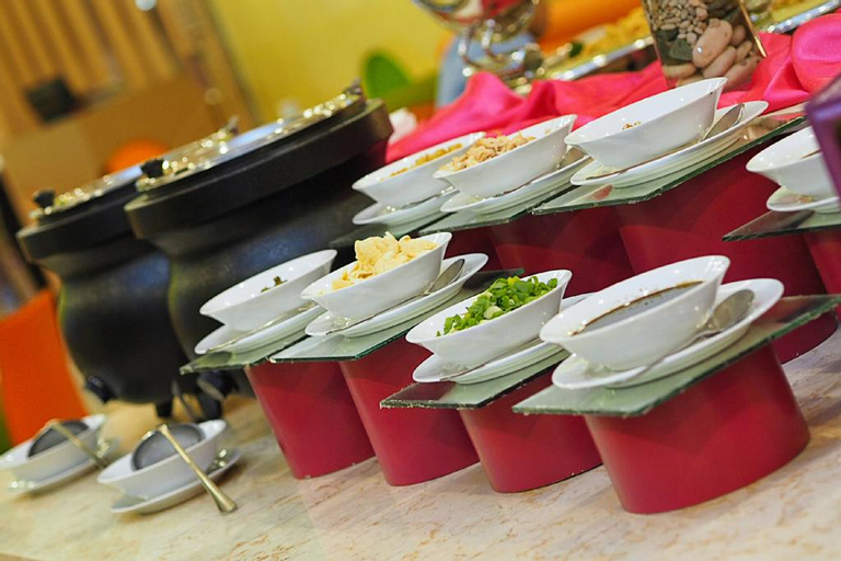 Food & Drinks 30