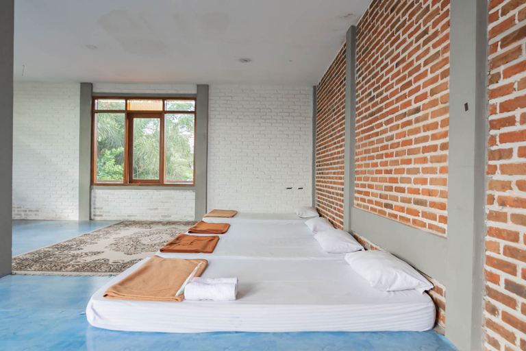 Bedroom 2, RedDoorz near Farmhouse Lembang, Bandung