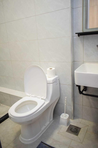 Bathroom 2, Lux Suites Royal Oaks Residency, Dagoretti North