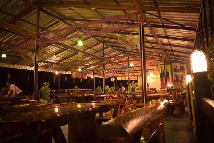 4, Ruanmai Style Resort 2, Muang Uthai Thani