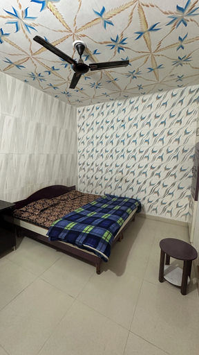 Bedroom 2, Hotel Maheshswari and Banquet Hall, Tehri Garhwal