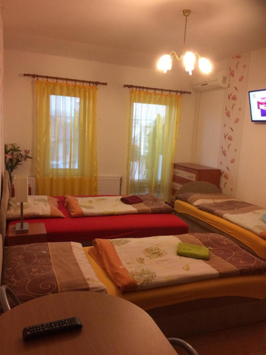 Bedroom 2, Adria penzion, Nové Zámky