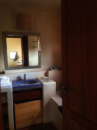 Bathroom, Dar Talmout, Azilal
