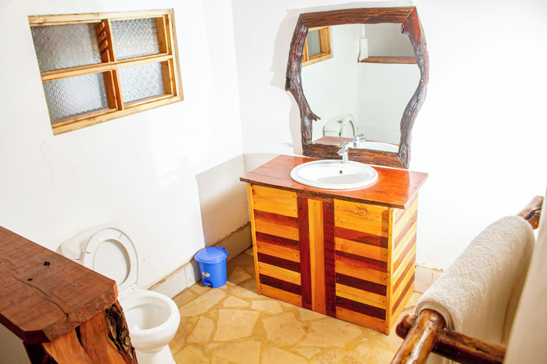 Bathroom 3, Hillstone Safari Lodge, Kajiado South