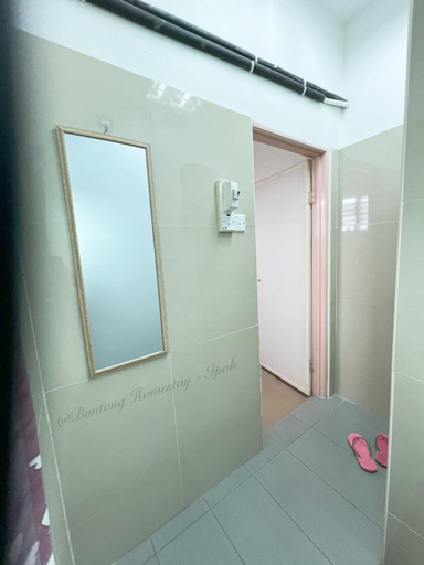 Others 4, Buntong Homestay -Rooms Only, Kinta