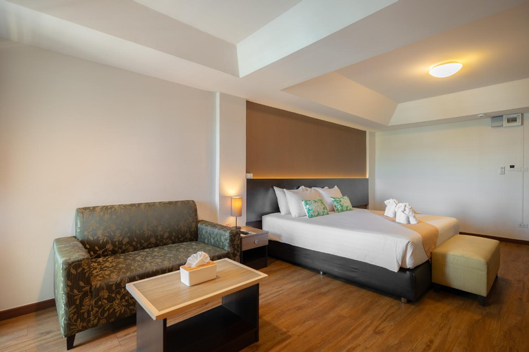 Bedroom 6