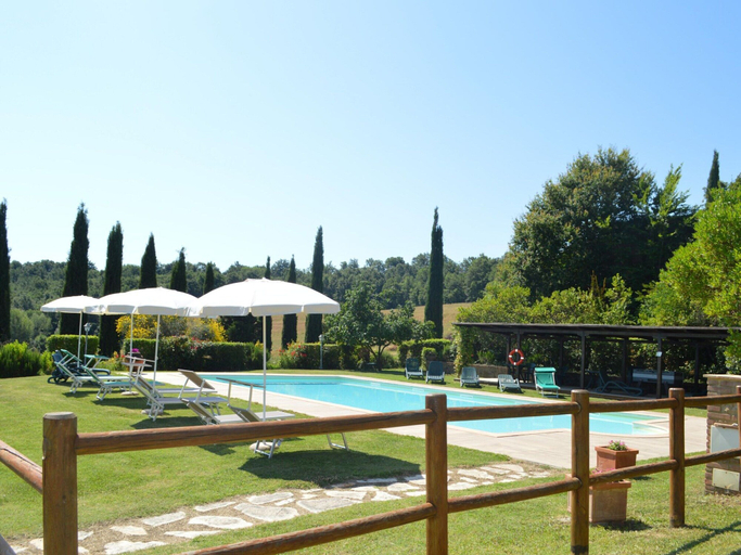 Pool 2, Tuscan Charm at Caliano Villa, Siena