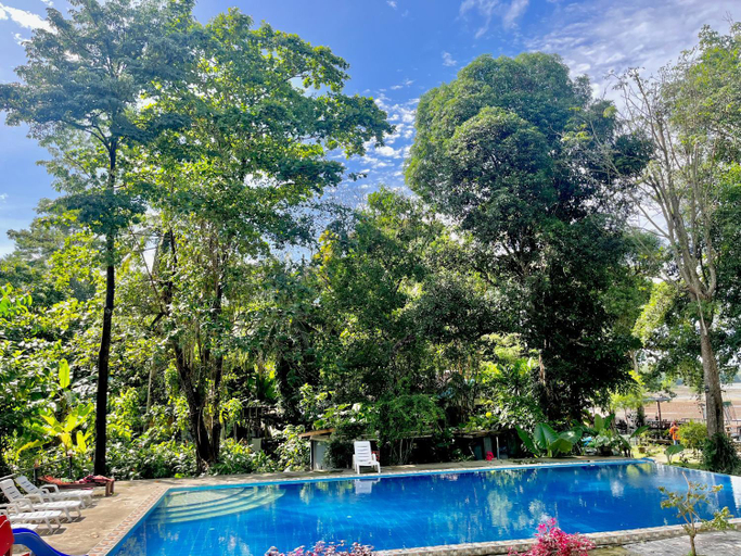 Swimming Pool 9