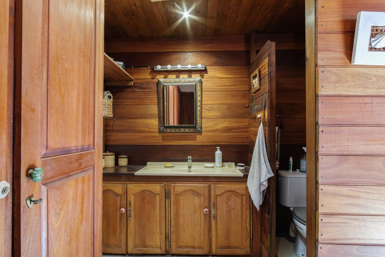 Bathroom 2, Villa avec piscine a Saint-Gilles les Bains, 260 m², 9 pers., Saint-Paul