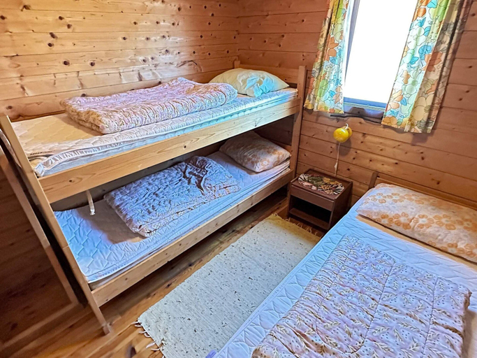 Bedroom 4, 5 Person Holiday Home in Farsund, Farsund