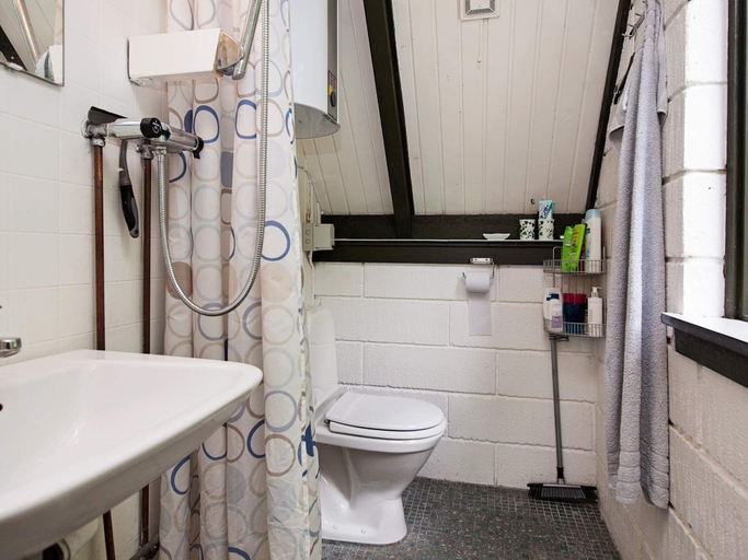 Bathroom, Tranquil Holiday Home in Ebeltoft near Sea, Syddjurs