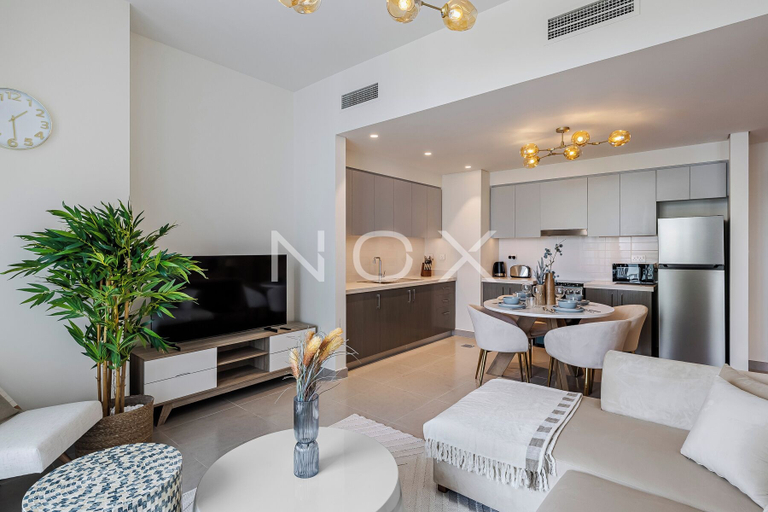 Others 5, 1BR 2510 Forte T2, Dubai