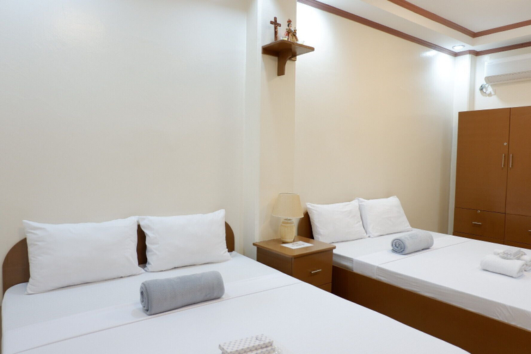 Others 5, Jun's Inn, Oslob