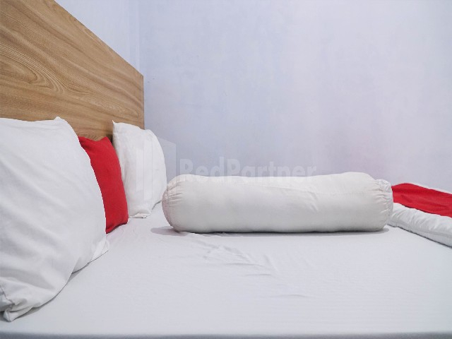 Bedroom 2, The Karo's Residence RedPartner, Medan