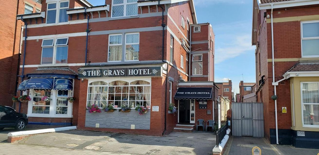 Others 3, The Grays, Blackpool